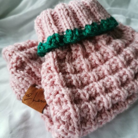 M Little Broken Waffles Dog Sweater - Picture 9 of 11